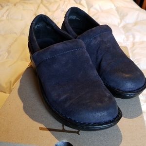 BOC Peggy dark blue suede clog